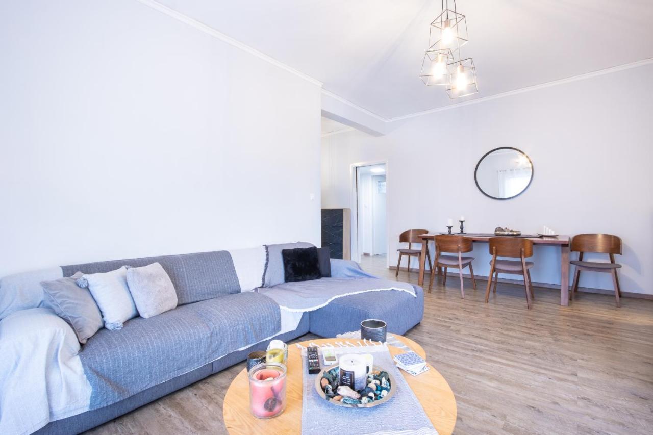 Apartment With Parking Near Medical Center Aten Exteriör bild