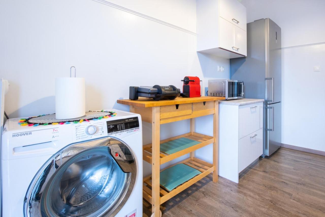 Apartment With Parking Near Medical Center Aten Exteriör bild